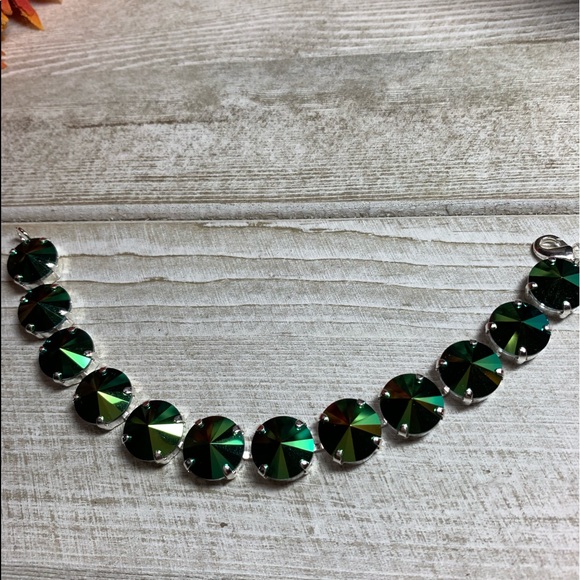 Handmade Swarovski “ Crystal Scarabarus Green” - Picture 4 of 8